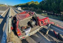 Uşak-İzmir yolunda korkunç kaza! 1 kişi hayatını kaybetti, 2 kişi yaralandı