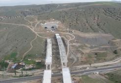 42 ili birbirine bağlayacak dev otoyolda çalışmalar hızlandı! Seyahat süresi yarı yarıya azalacak