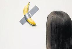 Cattelan’ın muzu çalındı