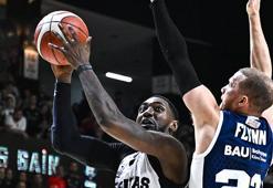 Basketbol Süper Ligi yarı final serisinin ilk maçında Beşiktaş, Bahçeşehir Koleji'ni mağlup etti!