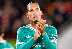 Galatasaray istiyordu, Fenerbahçe Van Dijk için devreye girdi!