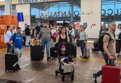 Antalya'ya hava yoluyla 3,5 milyon turist geldi