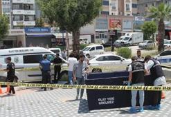 Adana dehşet anları! Emekli polis, bıçakla saldıran oğlunu öldürdü