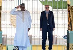 Cumhurbaşkanı Erdoğan, Nijer Cumhurbaşkanı Tchiani'yi resmi törenle karşıladı