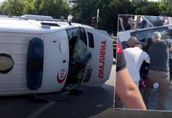 SON DAKİKA | Kağıthane'de motosikletle çarpışan ambulansta can pazarı! Kazada 3'ü sağlık çalışanı 4 yaralı var