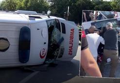 Kağıthane'de motosikletle çarpışan ambulansta can pazarı! Kazada 3'ü sağlık çalışanı 4 yaralı var