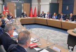 CHP MYK toplandı! Hedef partiyi böldürmemek