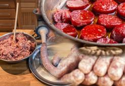 2 kilo ete 80 gram baharat! Bağırsaksız sucuk yapın: Hiç dağılmıyor