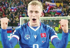 Trabzonspor gol makinesinin peşinde! Hedef Tomas Bobcek