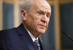 MHP lideri Bahçeli'den Özgür Özel'e çağrı: 'CHP'nin önünde iki yol vardır'