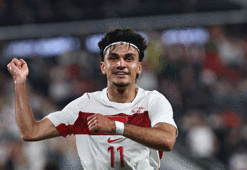 Galatasaray'a Can Uzun'dan kötü haber! Eintracht Frankfurt'tan Dünya Kupası kararı