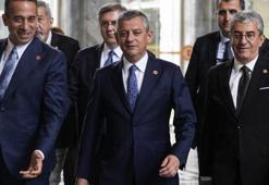 Özgür Özel'in peşinde olduğu parti! DSP Genel Başkanı Aksakal teklifi doğruladı