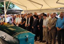 Kalp krizinden ölen arkadaşının cenazesinde kalp krizi geçirdi