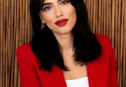 Irmak öğretmen gözyaşlarıyla son yolculuğuna uğurlandı