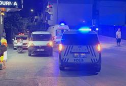 Kafede tartıştığı kişiyi tabancayla bacağından vurup kaçtı