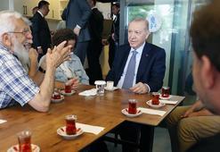 Cumhurbaşkanı Erdoğan Beyoğlu'nda vatandaşlarla buluştu