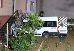 İstanbul'da feci kaza! Freni patlayan araç evin bahçesine uçtu: 1 yaralı