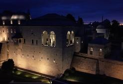 Topkapı Sarayı'nda gece ziyaretleri başladı