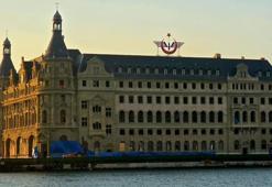 Haydarpaşa'da iskeleler kalktı, tarihi cephe gün yüzüne çıktı