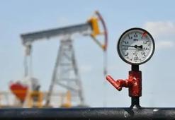 SON DAKİKA | Petrol resmen çakıldı! 4 Mart'tan bu yana en düşük seviyede