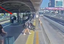 Beylikdüzü'nde metrobüste 'yan baktın' cinayeti! Yeni görüntüler ortaya çıktı