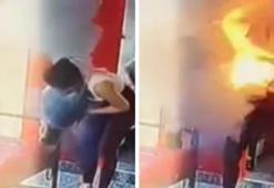 Çantasındaki şarj cihazı bir anda patladı! Alevler içinde kalan kadın neye uğradığını şaşırdı