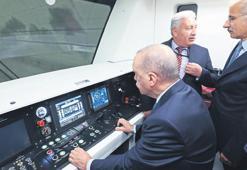 Türkiye’nin en uzun ve en hızlı metrosu açıldı