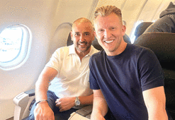 Dirk Kuyt, Fenerbahçe için İstanbul'da! 'Burada olduğum için çok mutluyum'