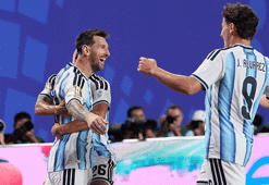 Arjantin'de Julian Alvarez'den Messi'ye övgü! 'Tarif edecek kelime yok'