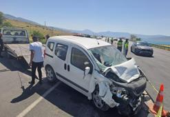 Son dakika... Van'da askeri araç kaza yaptı! 1 şehit, 4'ü asker 5 yaralı