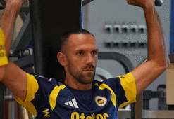 Fenerbahçe sezonun ilk antrenmanını yaptı