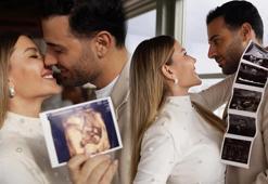 İlk bebeğini kucağına almıştı! Eda Erol ve eşinden mutlu aile tablosu