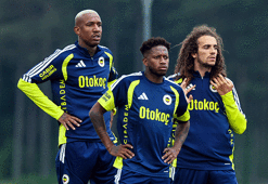 Aziz Yıldırım'dan Topuk Yaylası ziyareti! Fenerbahçe antrenmanlarını sürdürdü