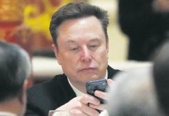 SpaceX, yapay zeka destekli akıllı telefon mu geliştiyor?