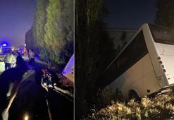 Ters şeride giren otomobil servisi şarampole uçurdu: 8 yaralı