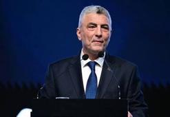 Bakan Bolat'tan vize mesajı!
