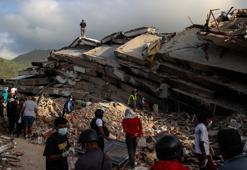 Bir zamanlar tatilcilerin gözdesiydi! Geriye enkaz yığını kaldı... Venezuela'da ölü sayısı 2 bini geçti