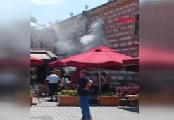 Mısır Çarşısı'nda yangın! Ekipler sevk edildi