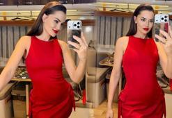 Instagram'dan peş peşe paylaştı! Fahriye Evcen'den sürpriz kareler