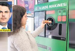 Bakan Kurum: Milletimiz DOA’yı çok sevdi! İlk gün 1.5 milyon şişe toplandı