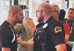 Dünya bu görüntüleri konuşuyor! Mısır kafilesiyle polis karşı karşıya