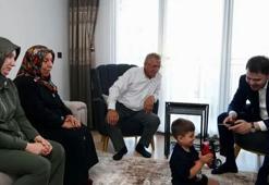 Bakan Kurum’dan depremzede Yusuf ve dedesine ziyaret