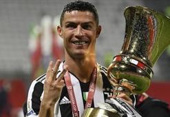 RONALDO SAHALARDAN AYRILIYOR MU? Cristiano Ronaldo futbolu bırakıyor mu? Dünya Kupası sonrası önemli açıklama!
