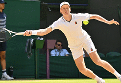 Wimbledon'da Jannik Sinner ve Coco Gauff yarı finale yükseldi!
