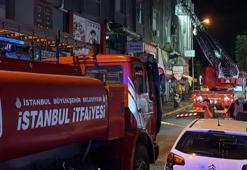 Küçükçekmece'de çıkan yangında 4 iş yerinde hasar oluştu