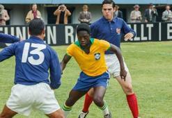 Pele: Bir Efsanenin Doğuşu filmi konusu ve oyuncu kadrosu! Pele: Bir Efsanenin Doğuşu filmi kaç yılında çekildi?