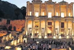 Efes turizmde zirveye yerleşti