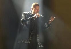 Ricky Martin 15 yıl sonra İstanbul'u salladı! Konsere binlerce hayranı akın etti