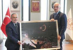 Bakan Ersoy, 15 Temmuz Derneği heyetini ağırladı