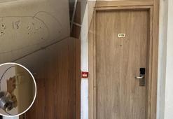 Marmaris'te 15 Temmuz gecesi darbecilerin saldırdığı otel odasındaki izler 10 yıldır korunuyor